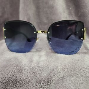 CHANEL Black and Blue Gradient Sunglasses